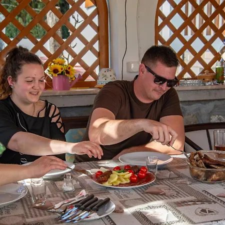 Nosztalgia Nyaralohaz Ferienhaus Szigliget