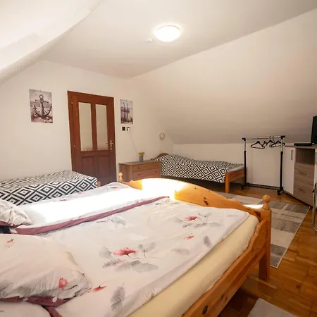 Nosztalgia Сasa de vacaciones
