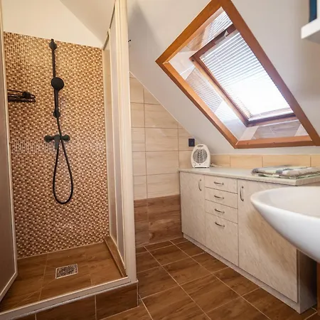 Nosztalgia Nyaralohaz *