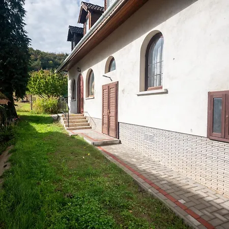 Nosztalgia Nyaralohaz Ferienhaus